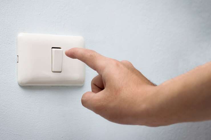 how to repair faulty electrical switches